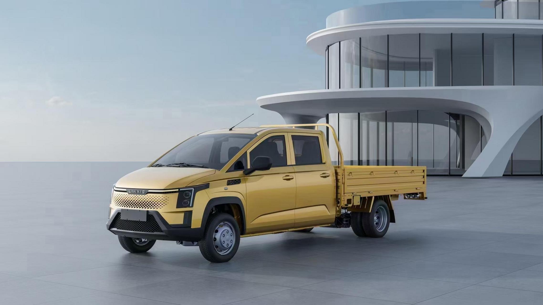 五菱菱势油电混动黄金卡双排 货厢:2.61米*1.78米*0.38米