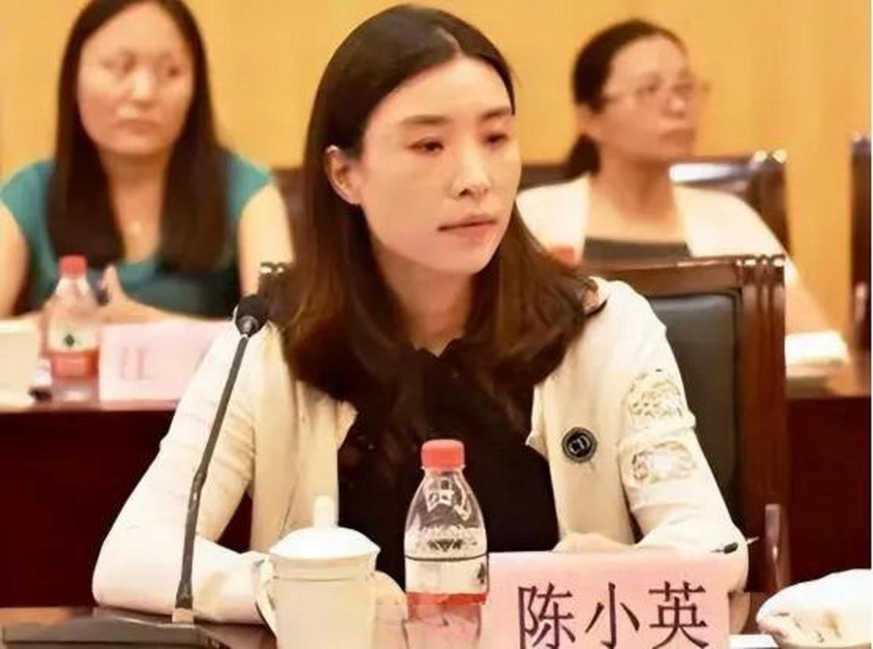 申通快递老板,创始人聂腾飞因车祸离世后,妻子陈小英接手经营,家族