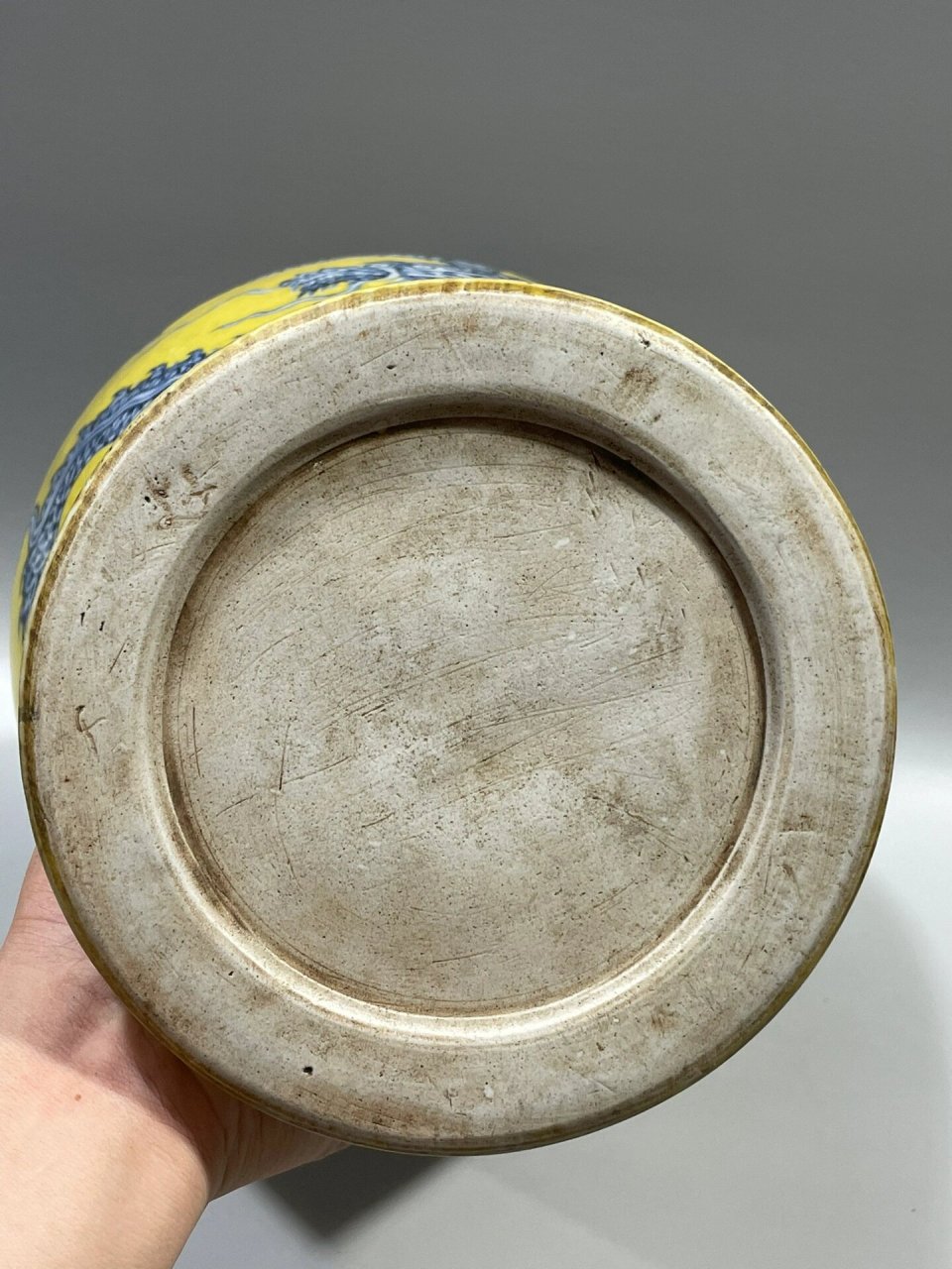 宣德黄釉青花龙纹梅瓶