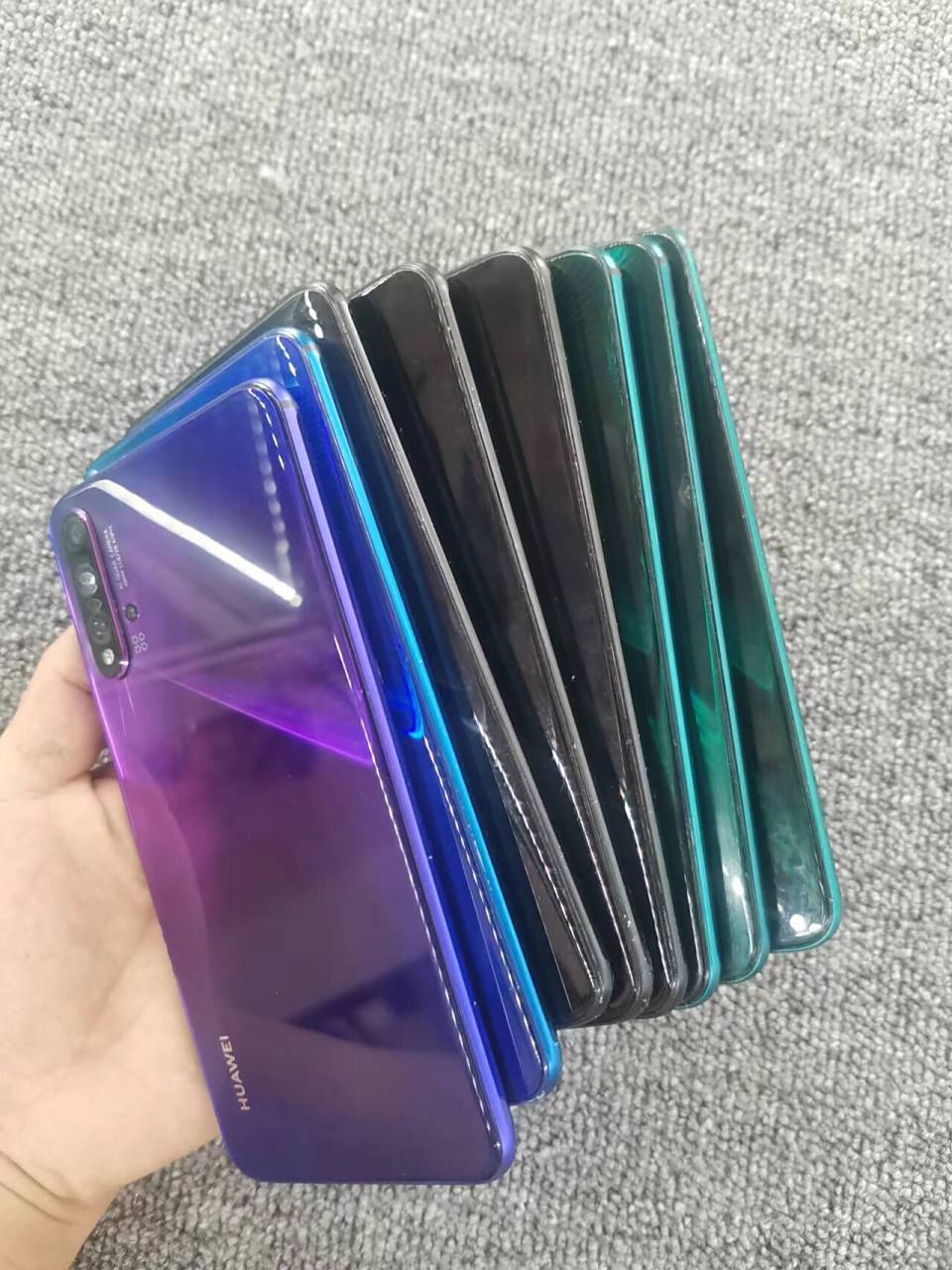 新到几台华为nova5pro特价 600出 华为nova5pro   8 128g huawei nova