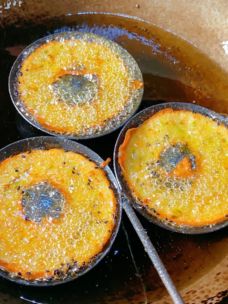 武汉名吃面窝家庭做法 【面窝】在武汉,过早界里当仁不让的黄金配角