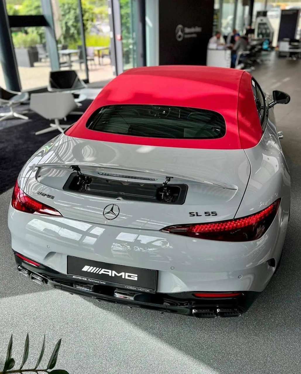 全新一代奔驰amg sl5596是不是最美敞篷99 96外观方面,新款奔驰