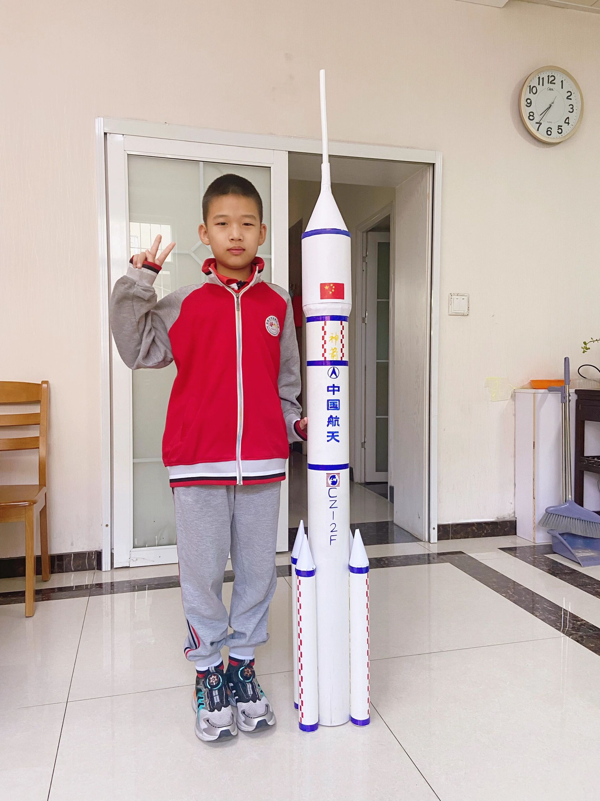 六一国防秀 火箭手工制作