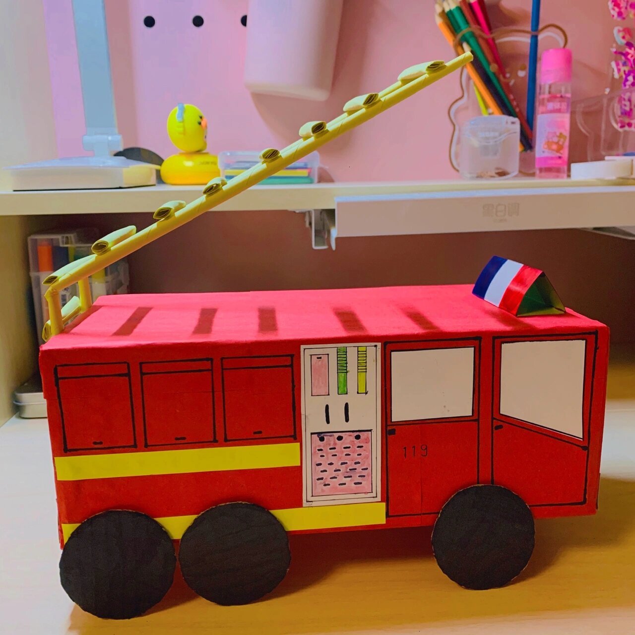 手工"消防车02"