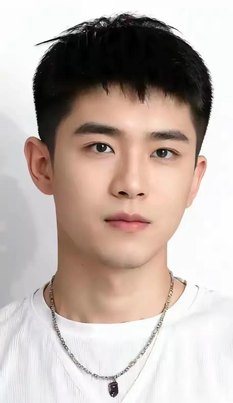 帅哥每日推荐 分享一波男神 绝世高冷大帅哥 帅无法掩饰 高颜值 