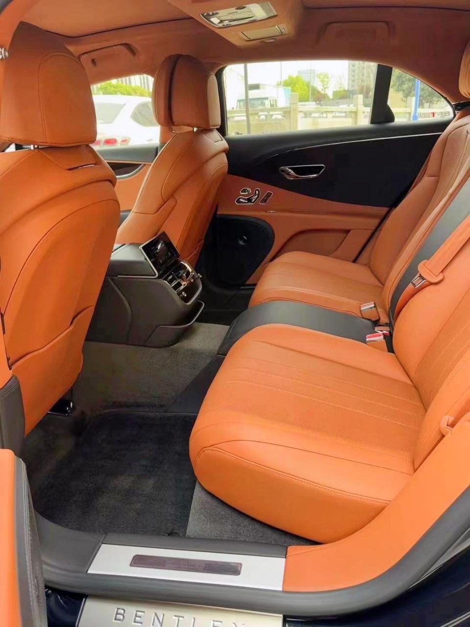 20年宾利飞驰 w12  私家一手车 仅1.