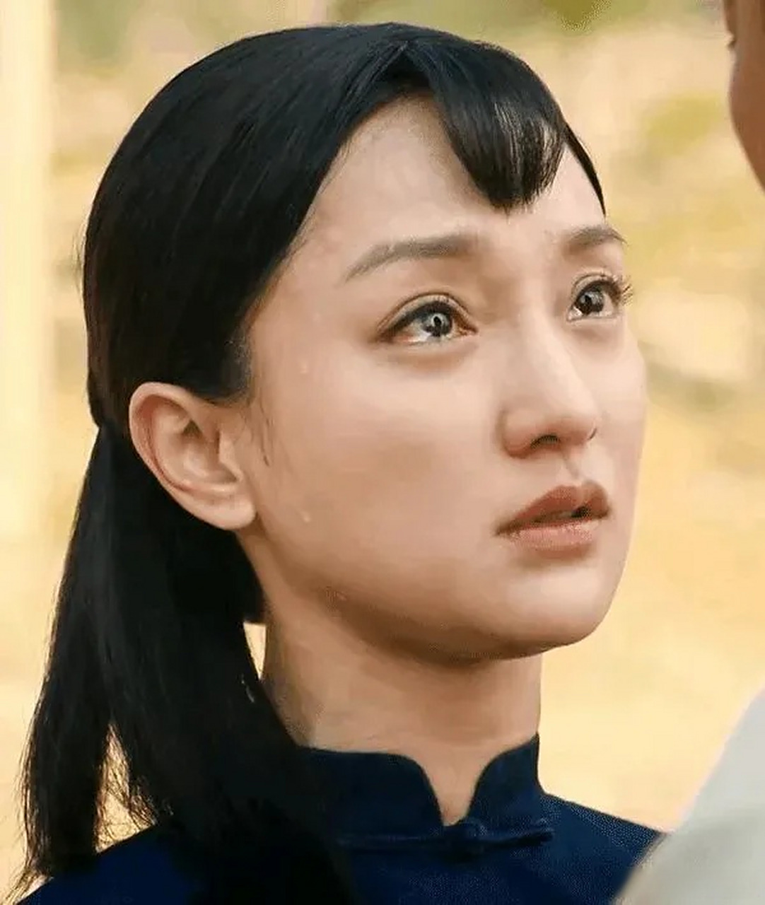 哭戏不需要皱眉头只有周迅能做到吧?