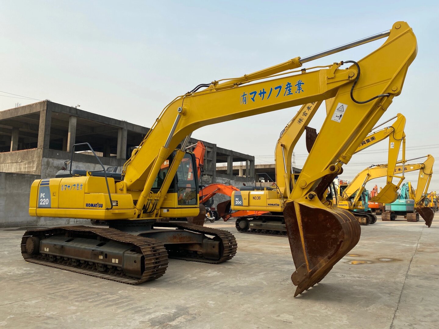 中越连签17份文件！拆解中越2万亿贸易机电产品占七成！(图1)