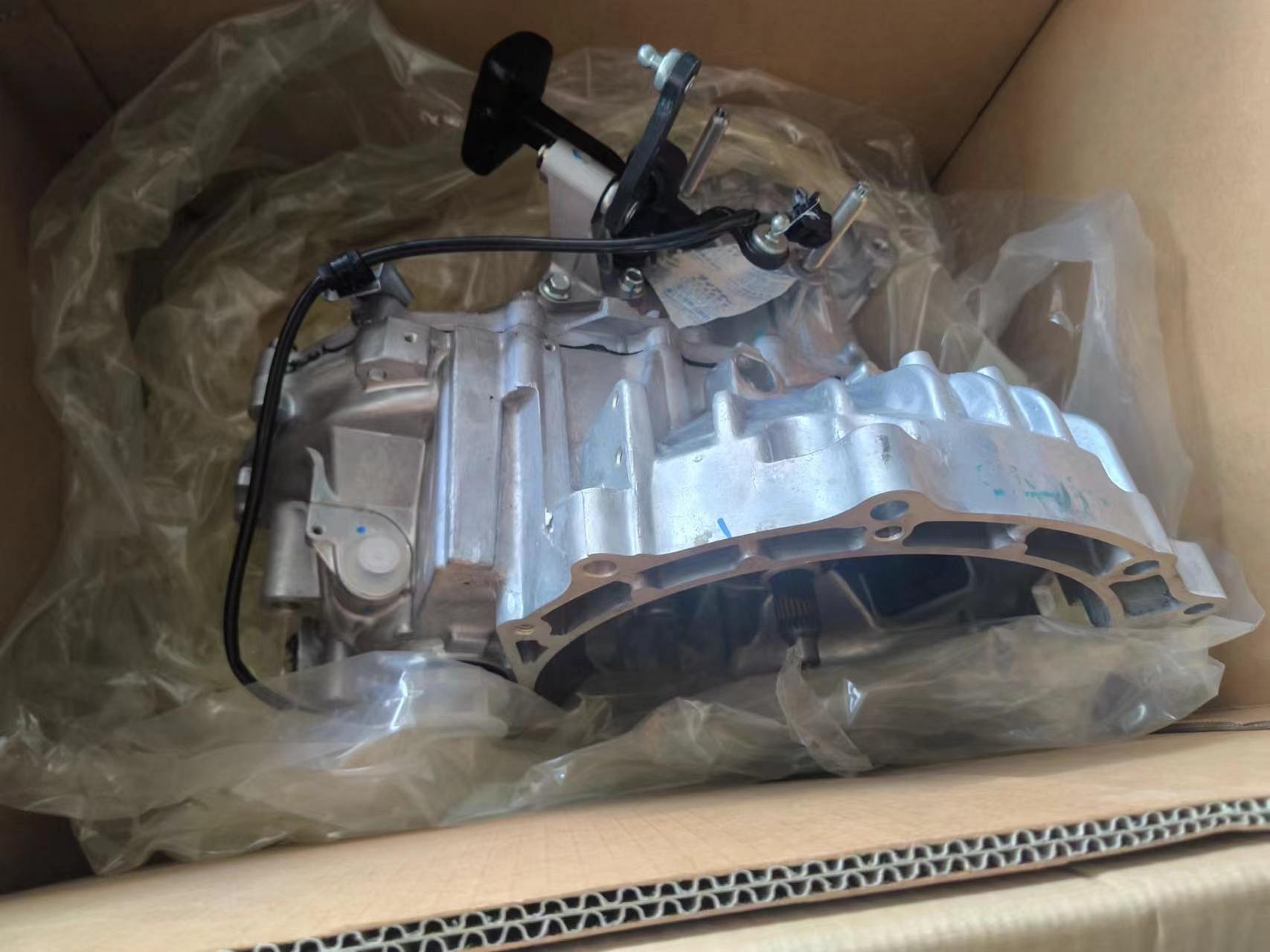 马自达6 日本进口全新自动变速箱 手动变速箱