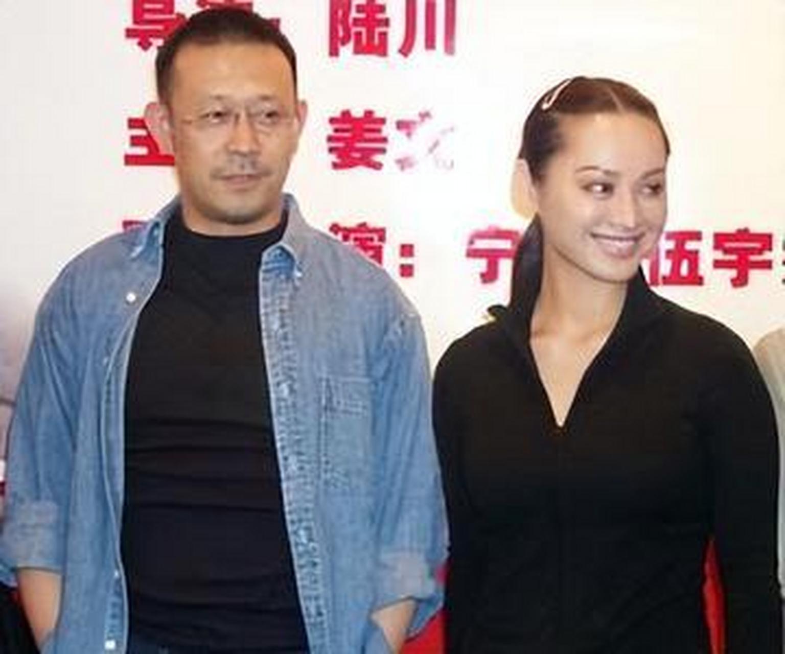 当年,宁静嫁给老外保罗.