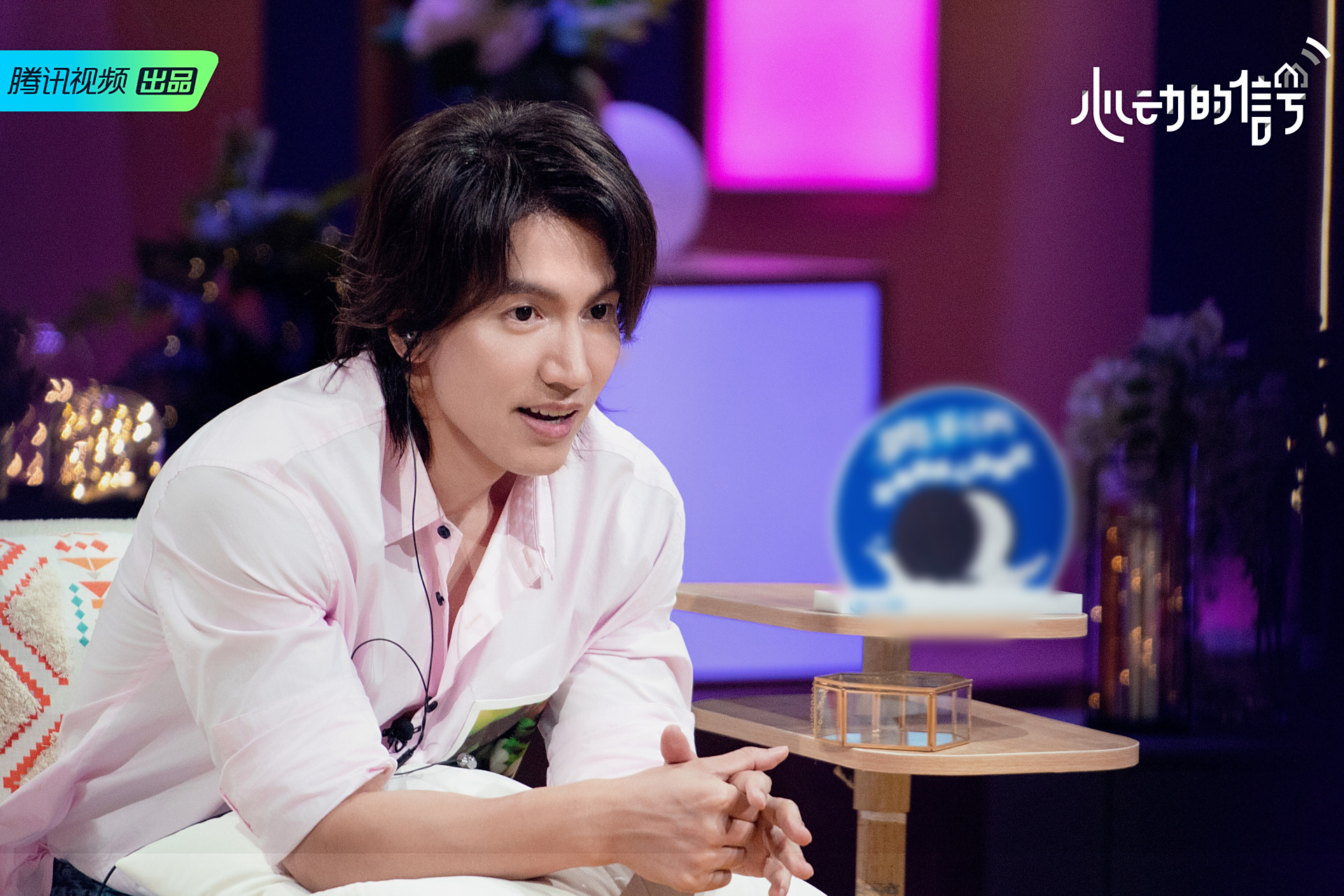 心动的信号#信哥为你带来一波心动丘比特 @言承旭 @杨丞琳 @主持人杜