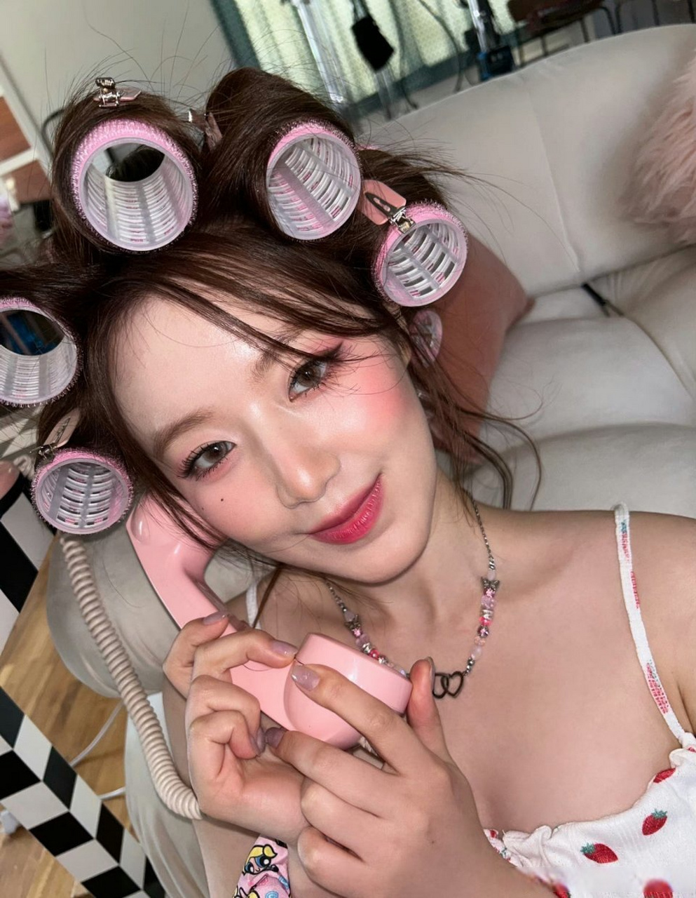 叶舒华卷发怼脸拍#哦莫哦莫,我最爱的芹菜小姐,叶舒华真的好美啊