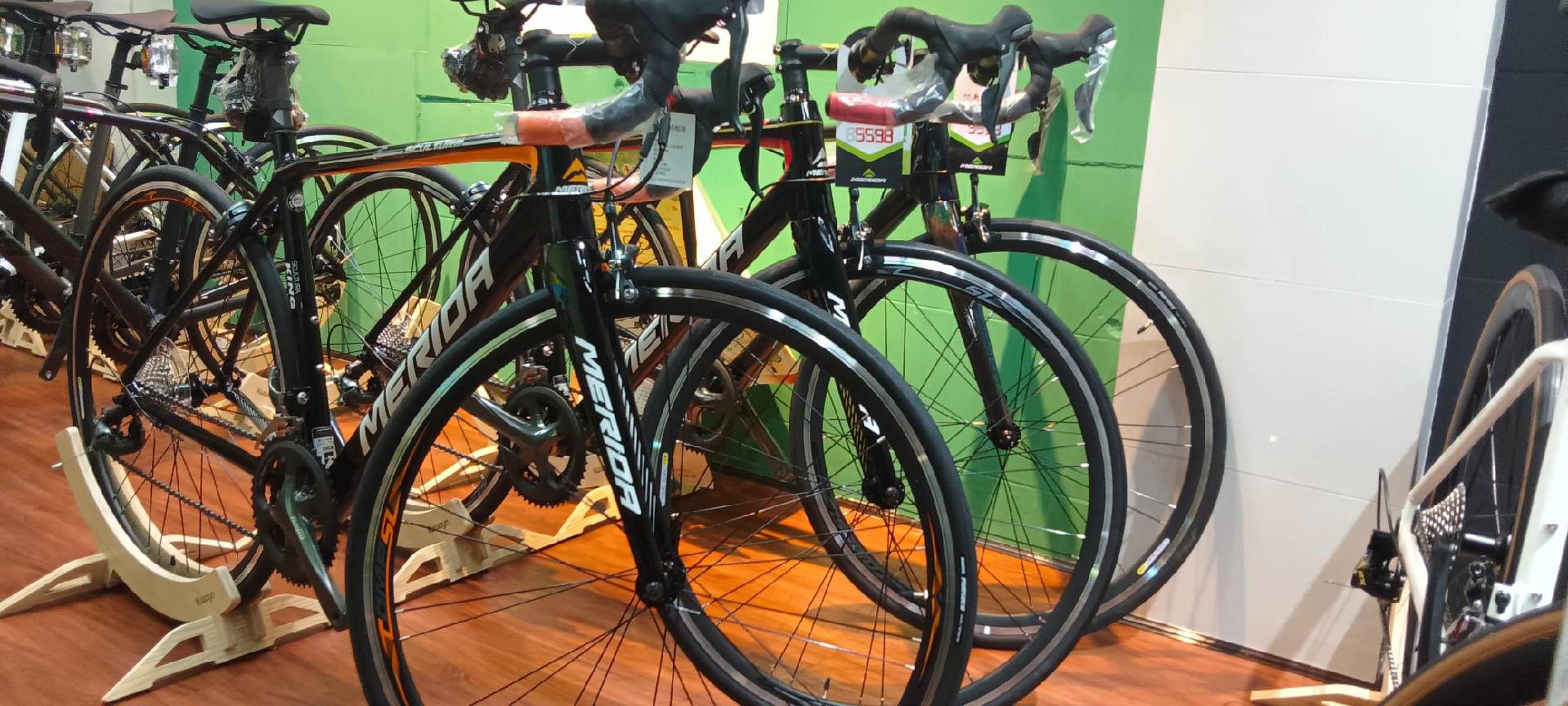 公路自行车~美利达"斯特拉king" 全国统一零售价:5598元/辆