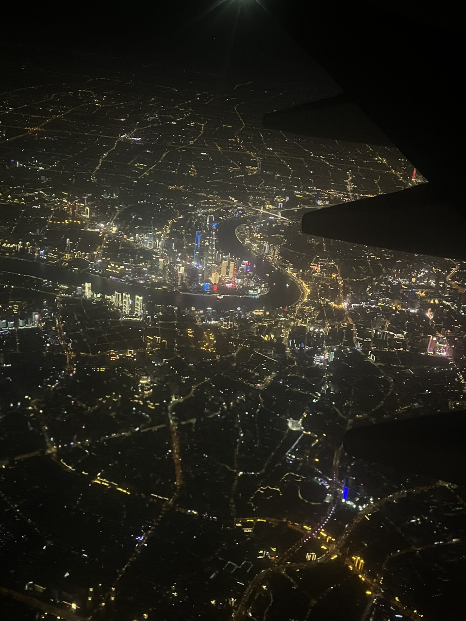 飞机夜景鸟瞰图片