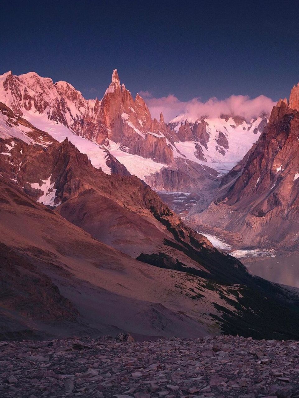 雄伟壮阔的安第斯山脉 一路从北到南的洗礼  属于科迪勒拉山系,位于