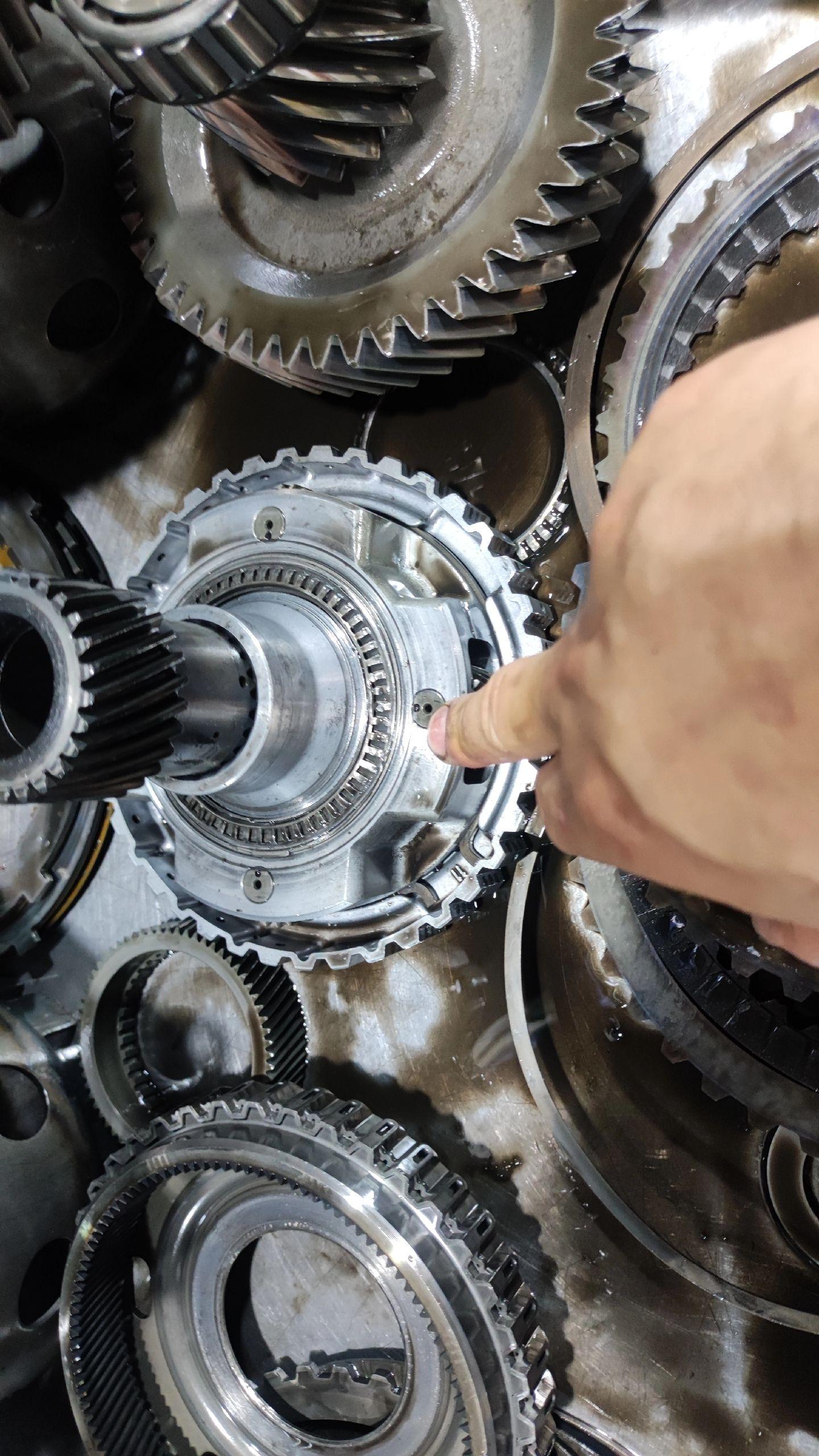 丰田汉兰达u661变速箱