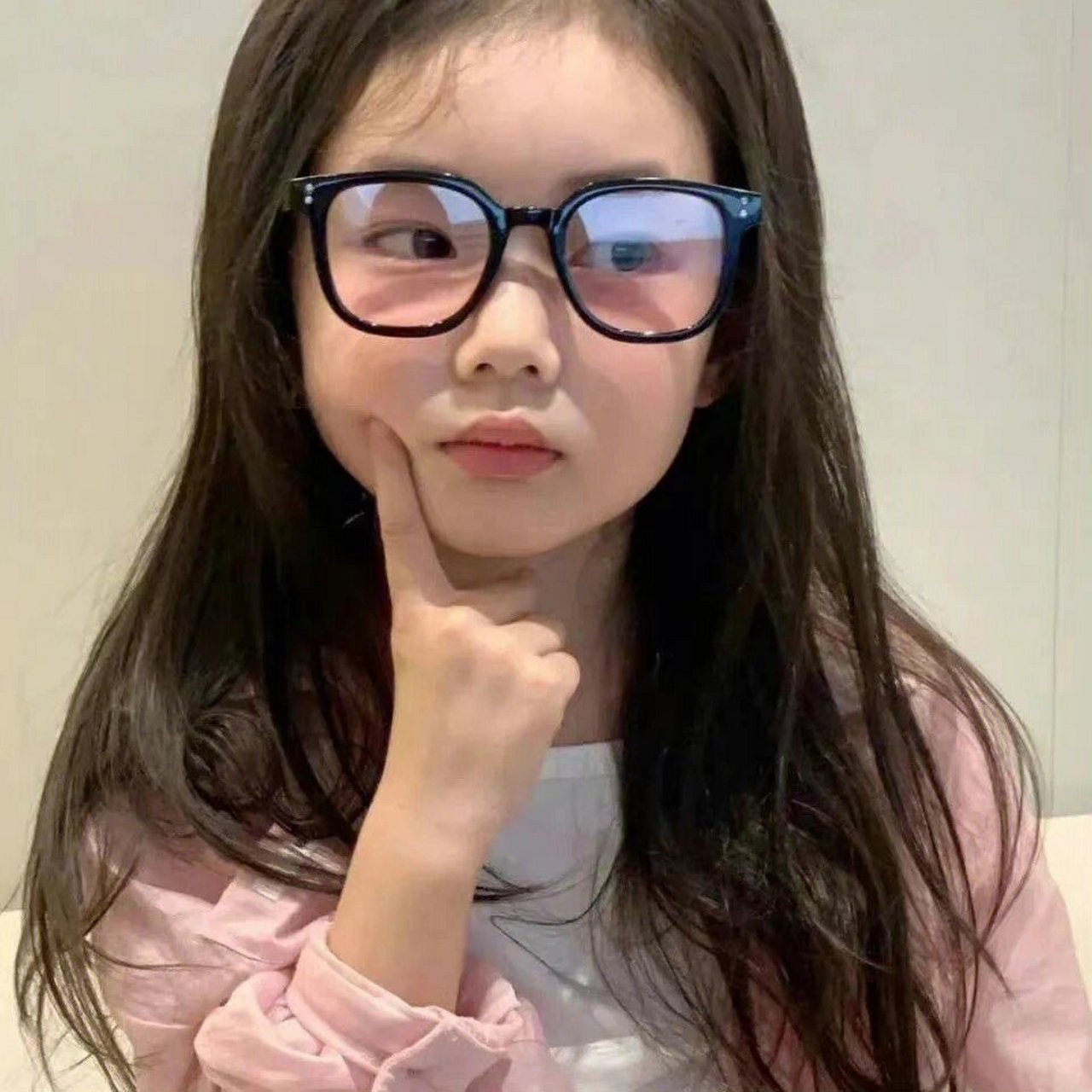 可爱的小女孩头像|女生 有趣搞怪 微信头像