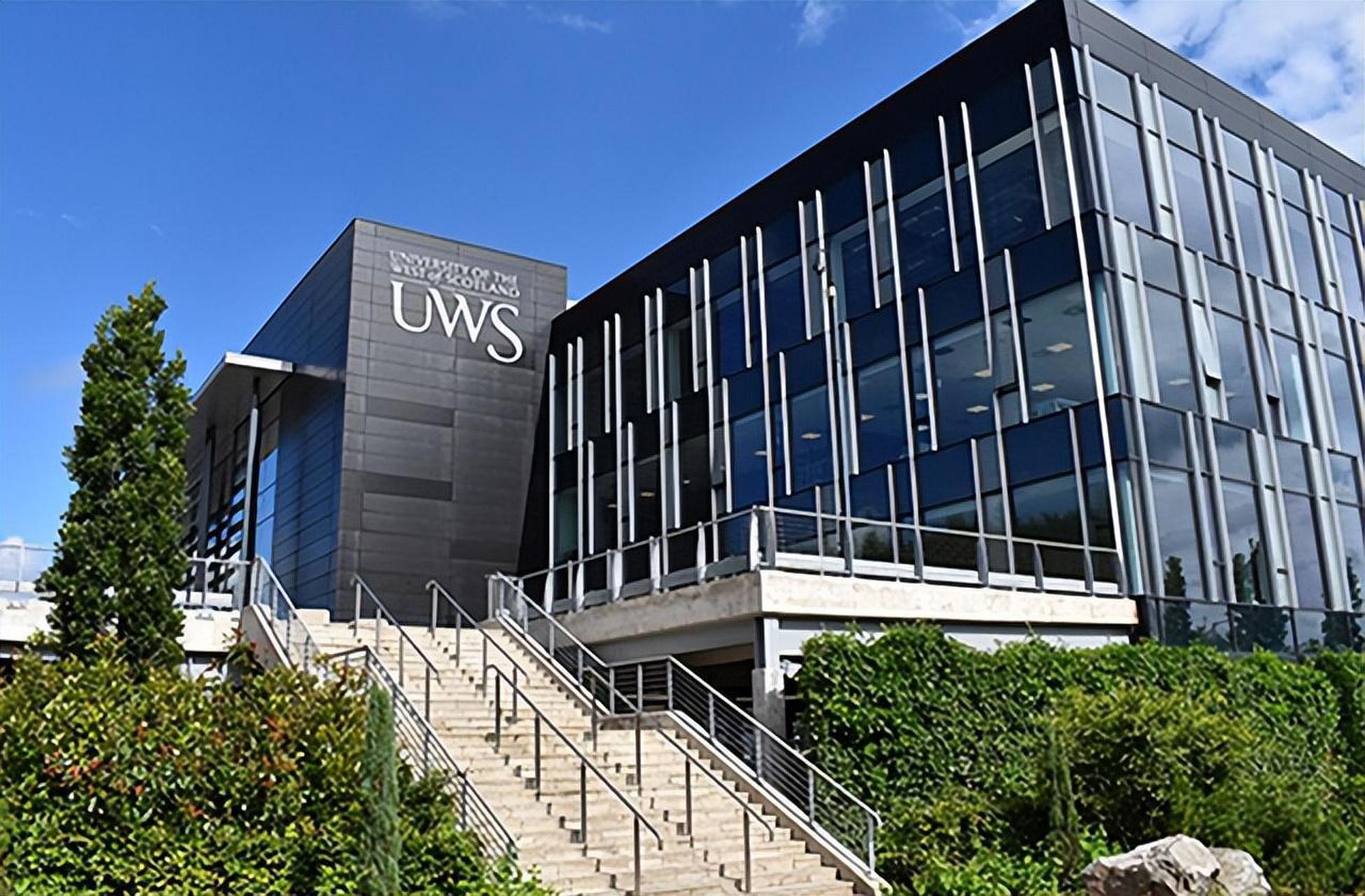 英国邓迪大学 基本信息 中文名:邓迪大学 英文名:02university of