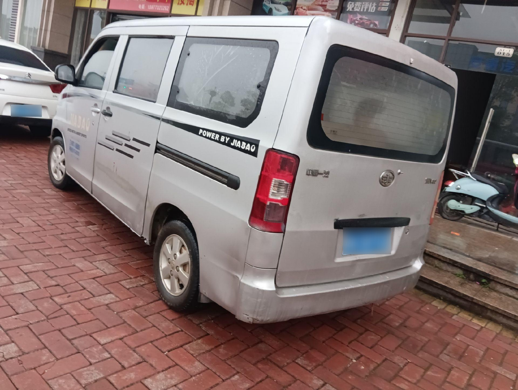 3带空调大面包车,往后余生,愿你能陪伴我走过祖国的大江南北