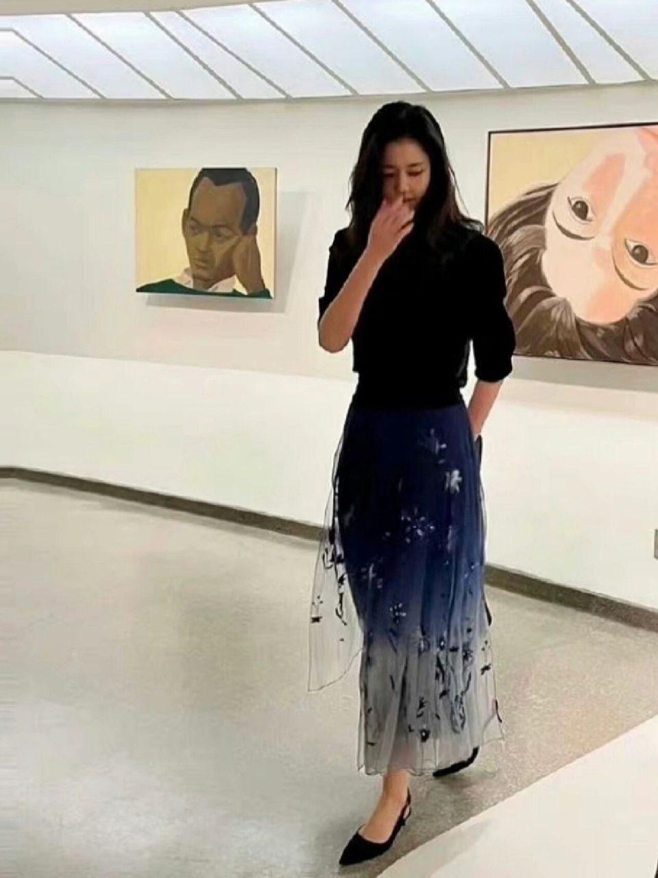 汉南洞夫人的离婚协议这几天被翻出来,孩子是02