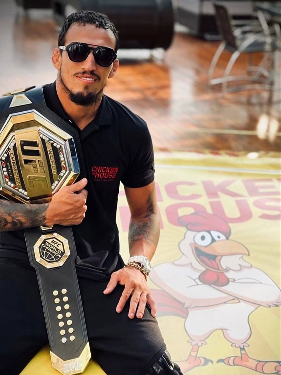 ufc冠军查尔斯·奥利维拉图集