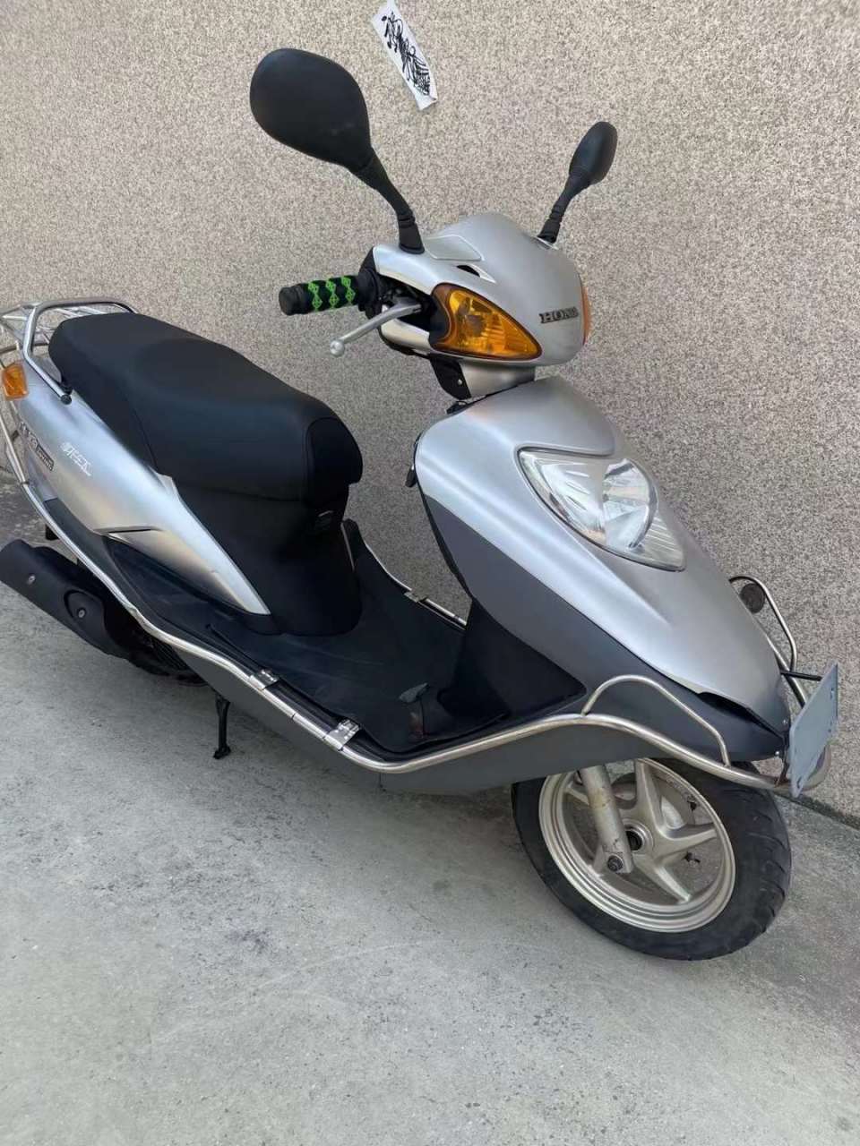 到货一台9595wh125t-3a五羊本田国二佳颖,安全行驶3900公里,原脚