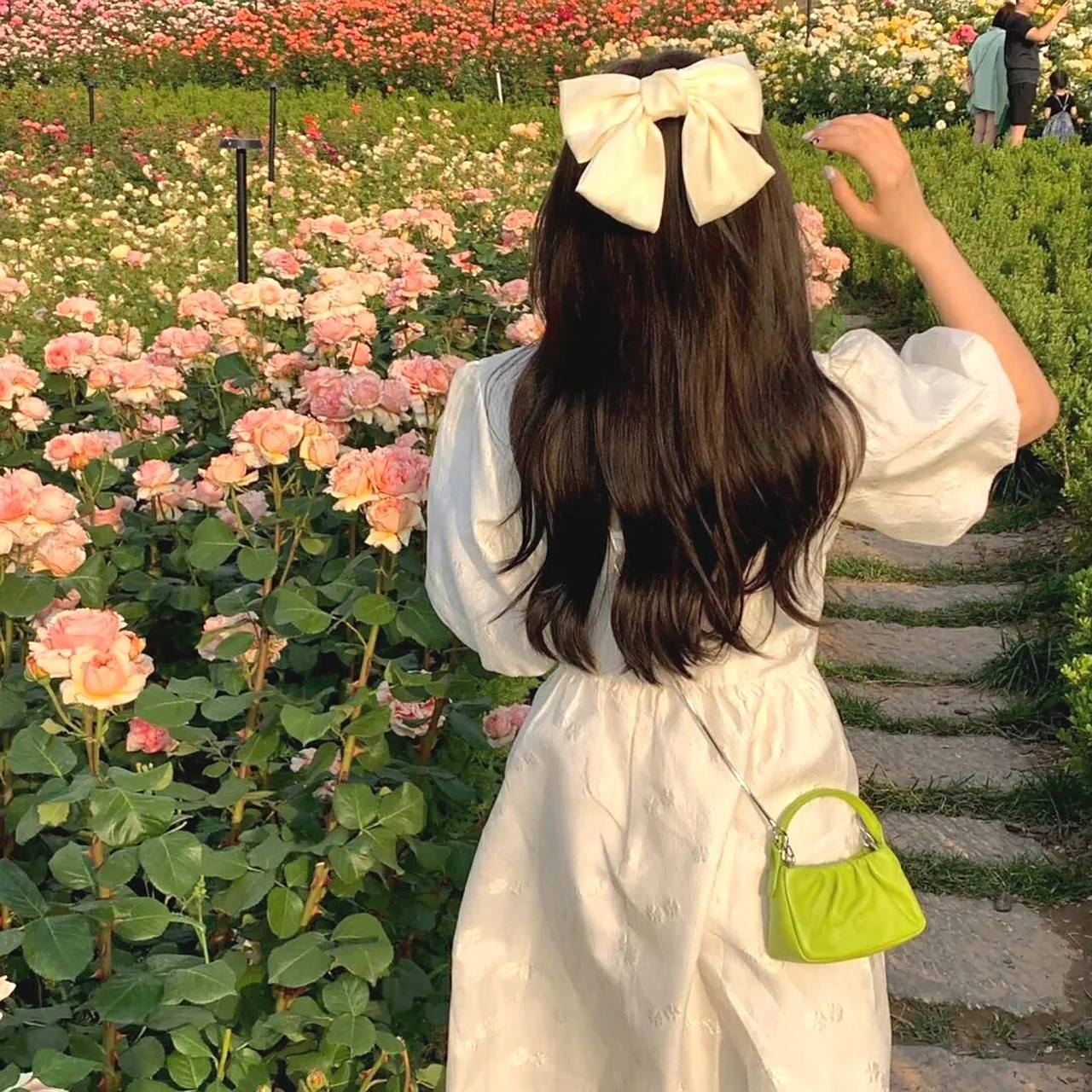 女生头像61背影图96 熬不住的时候也想找个靠山靠一下 可怎么找