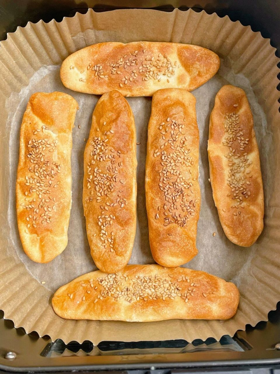 空气炸锅空心葱油饼 免发酵,免揉面,吃起来咸香酥脆 每一个饼都烤的鼓