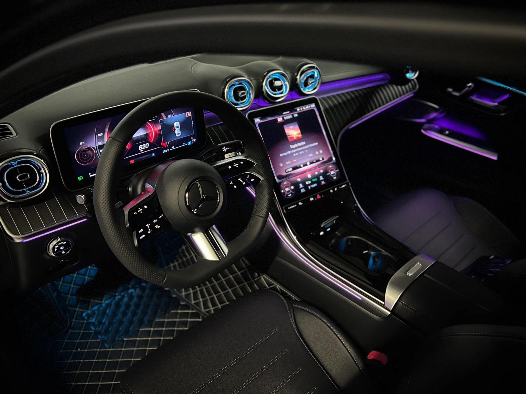 没有一个女孩能拒绝奔驰内饰氛围感090909