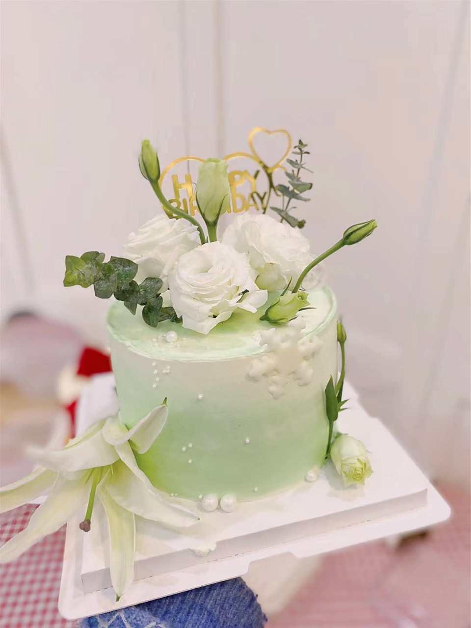 鲜花蛋糕#女士蛋糕,生日蛋糕 "把所有的浪漫和可爱都给你" #森系蛋糕