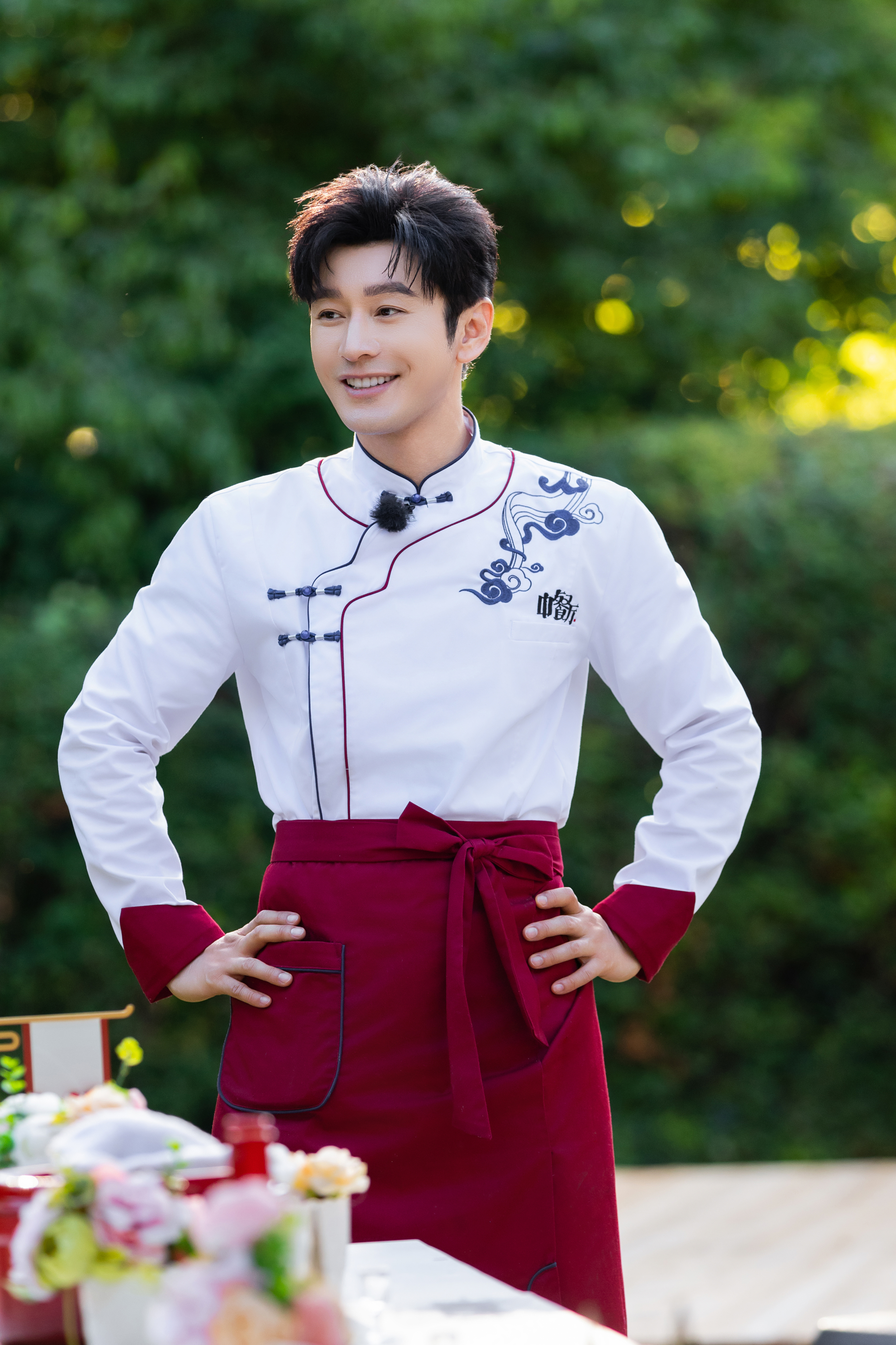 【中餐厅合伙人剧照】 #中餐厅8美味收官# 中餐厅合伙人黄晓明最后