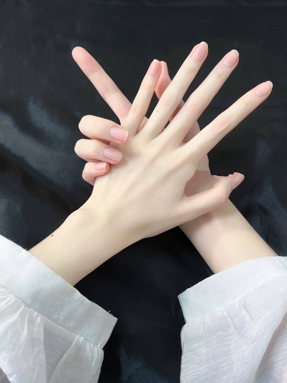 手控|手是女孩子的第二张脸 就手长的还行