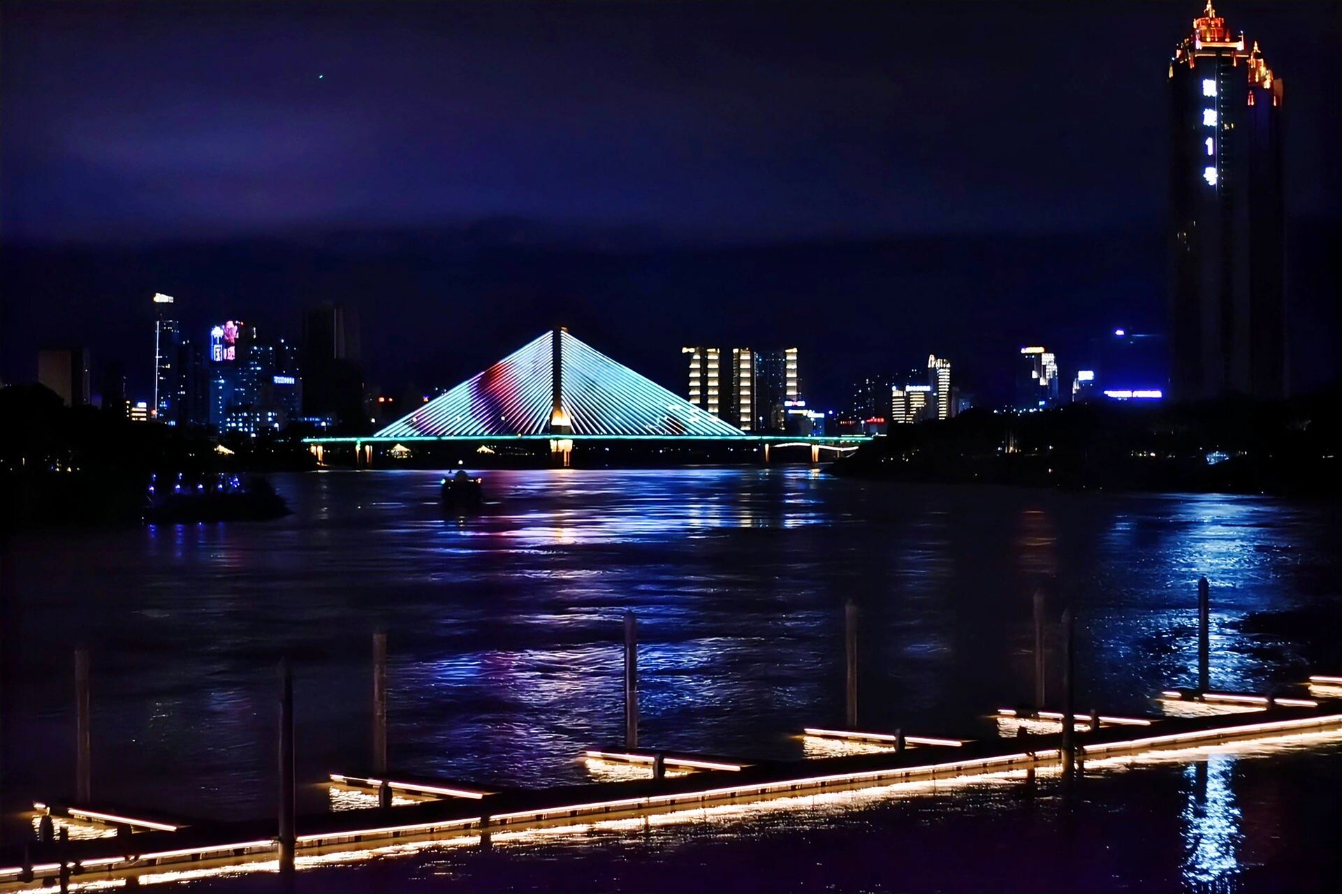 南宁最美夜景91 南宁秋日深夜漫步91