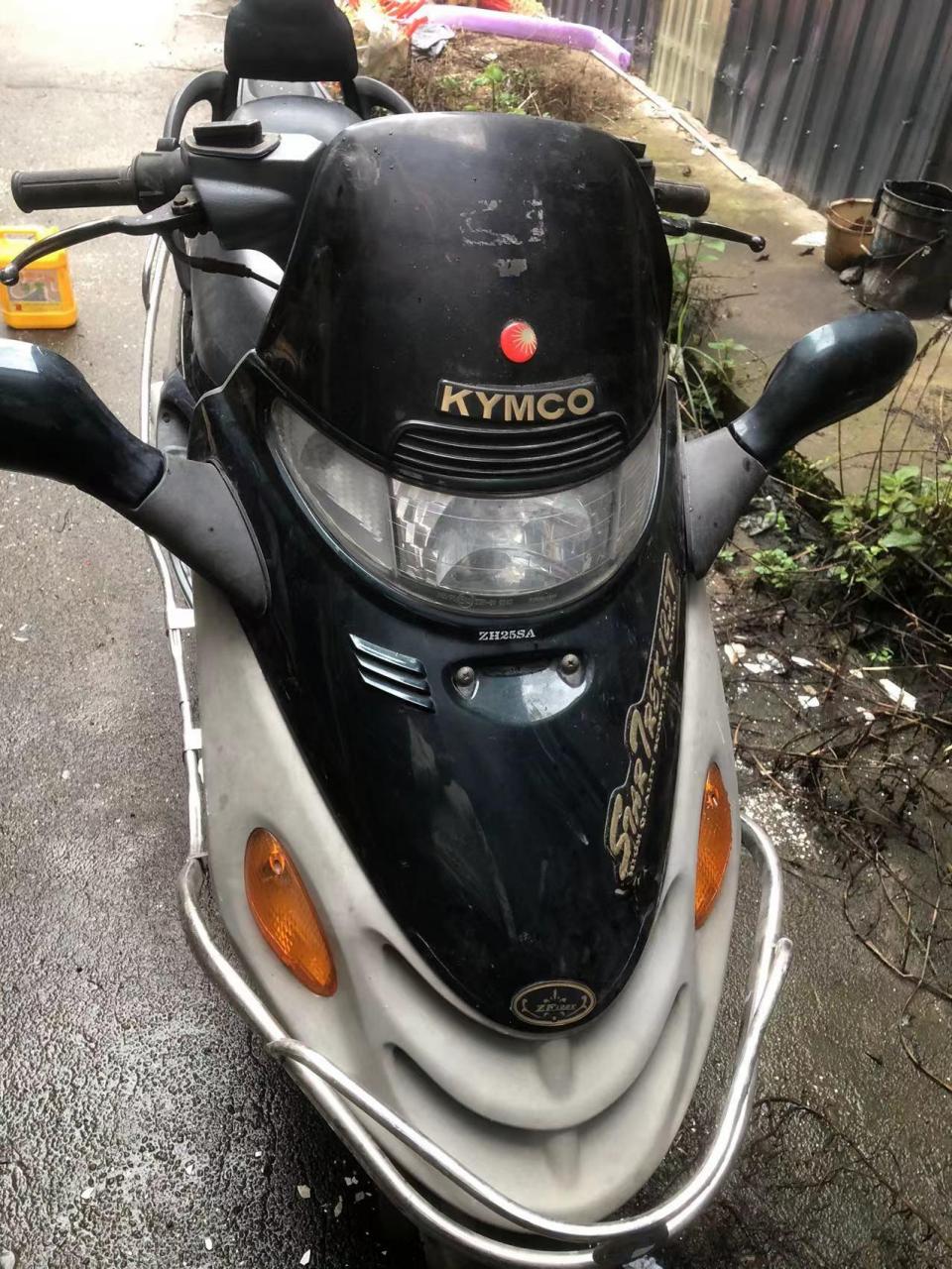 进口珠峰光阳水冷a博士巡洋舰,当年赖昌星搞的货,六千多公里整车原装