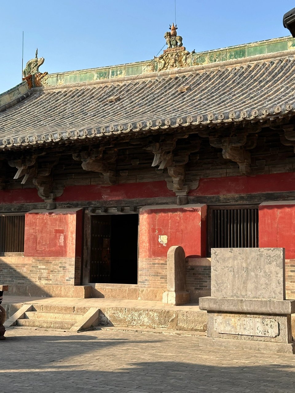 高平崇明寺 唐风醇厚的北宋建筑 高平崇明寺的建筑是现存早期建筑中最