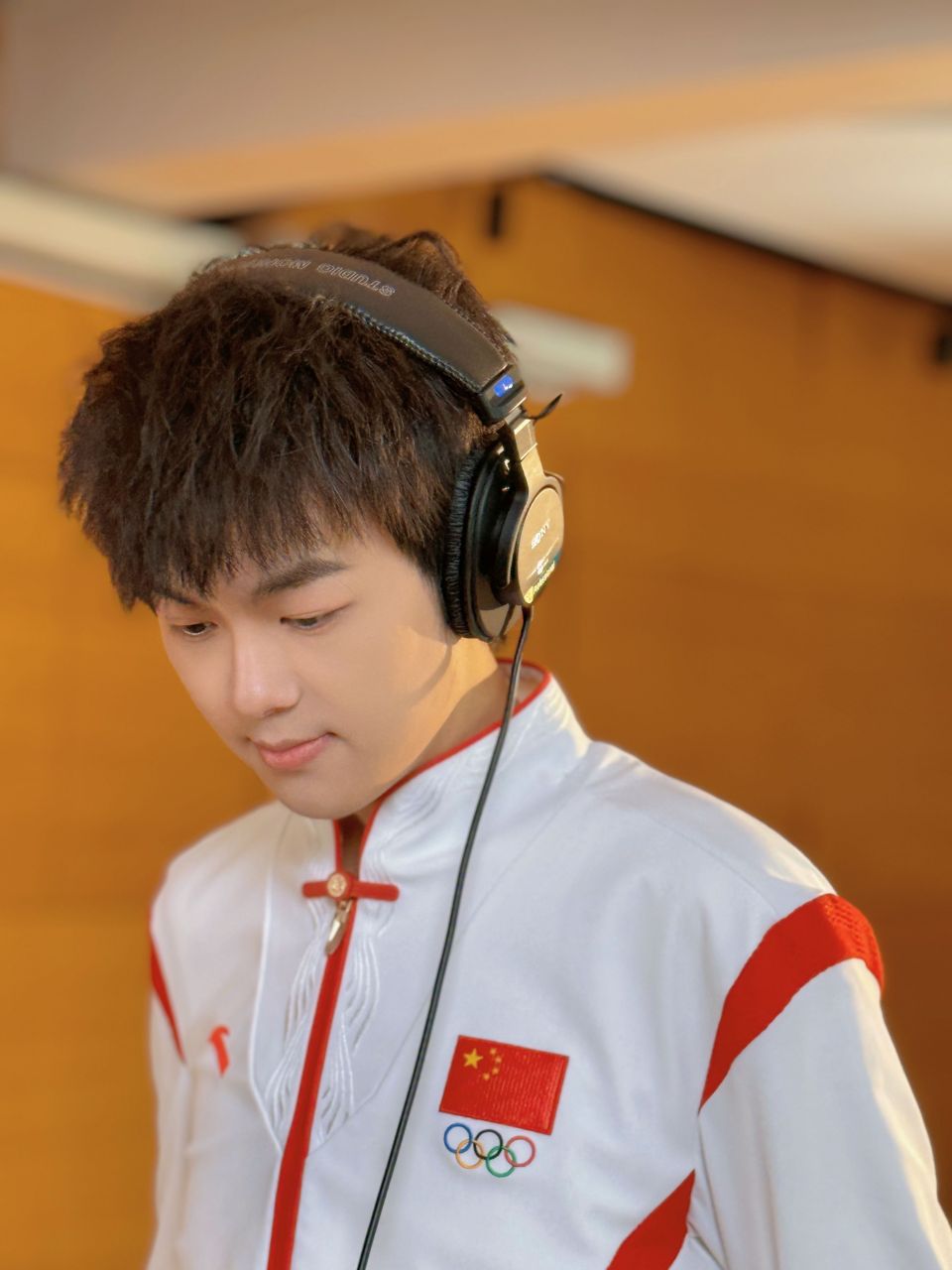 阿豆自信开嗓#   再来一组豆子帅照  #天美15周年向快乐出发#  #kpl