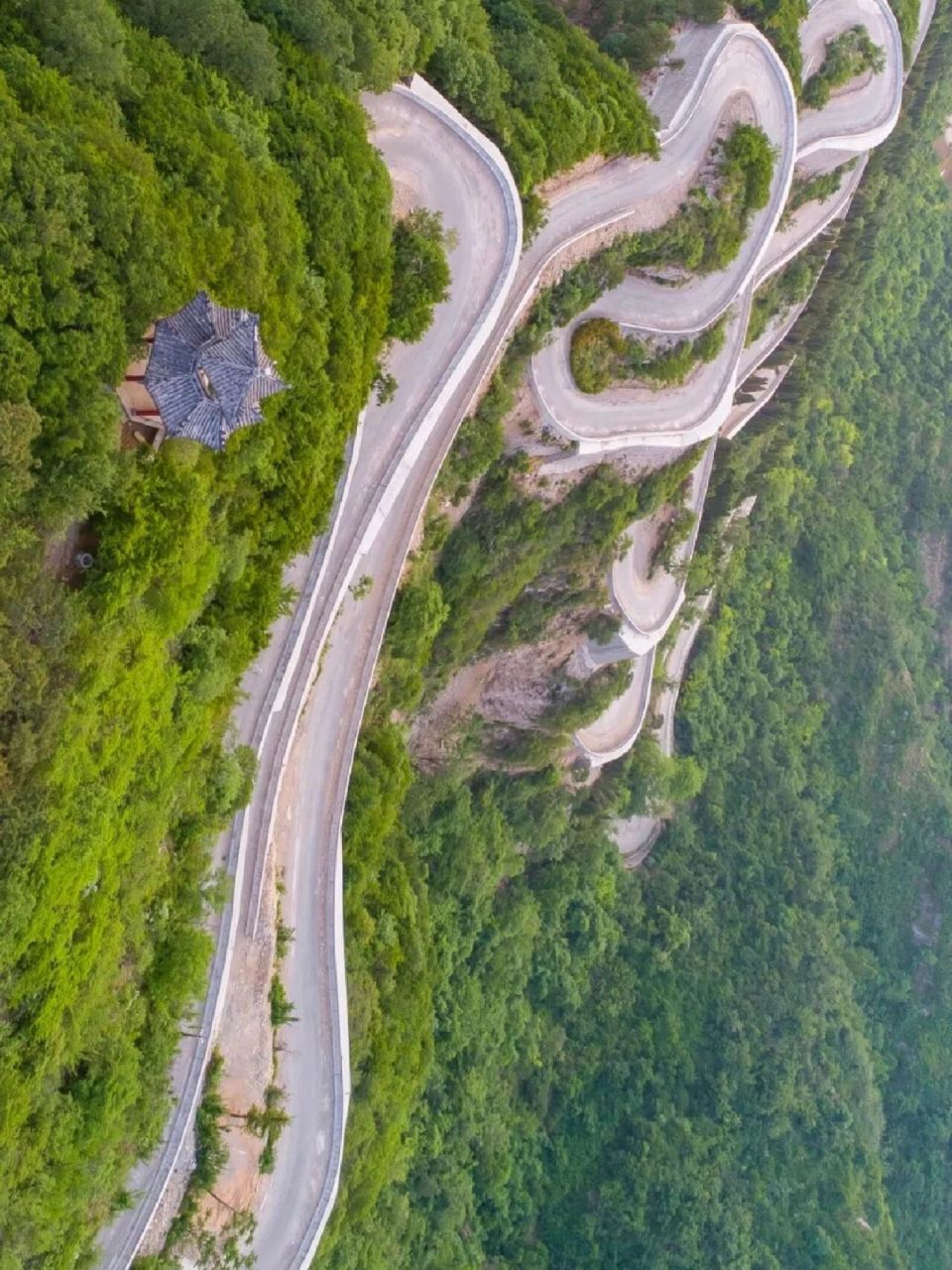 山东的"秋名山"之仰天山攻略&盘山路  秋名山是动漫《头文字d》里车神