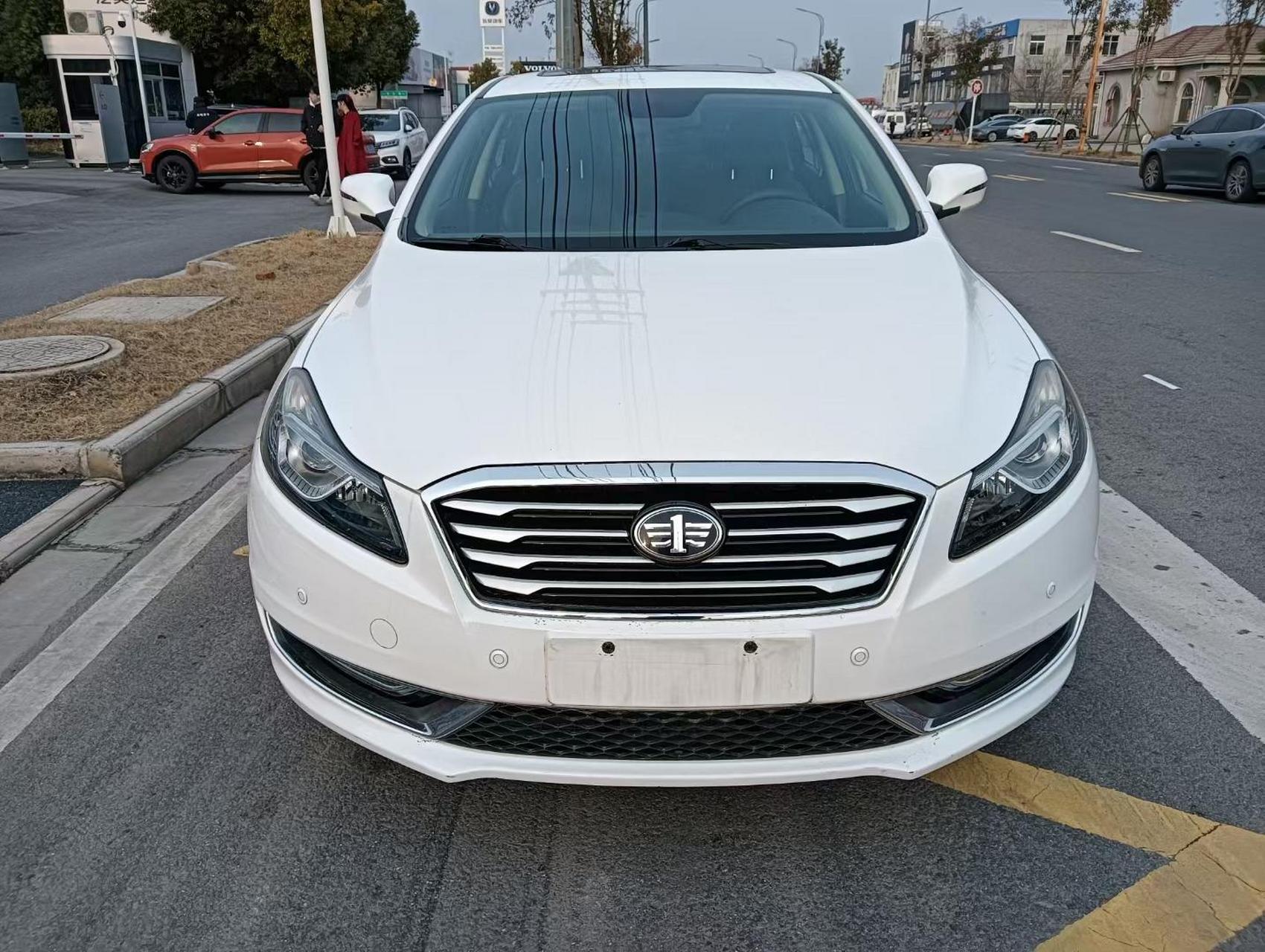 2015年4月奔腾b70 2.0手动天窗