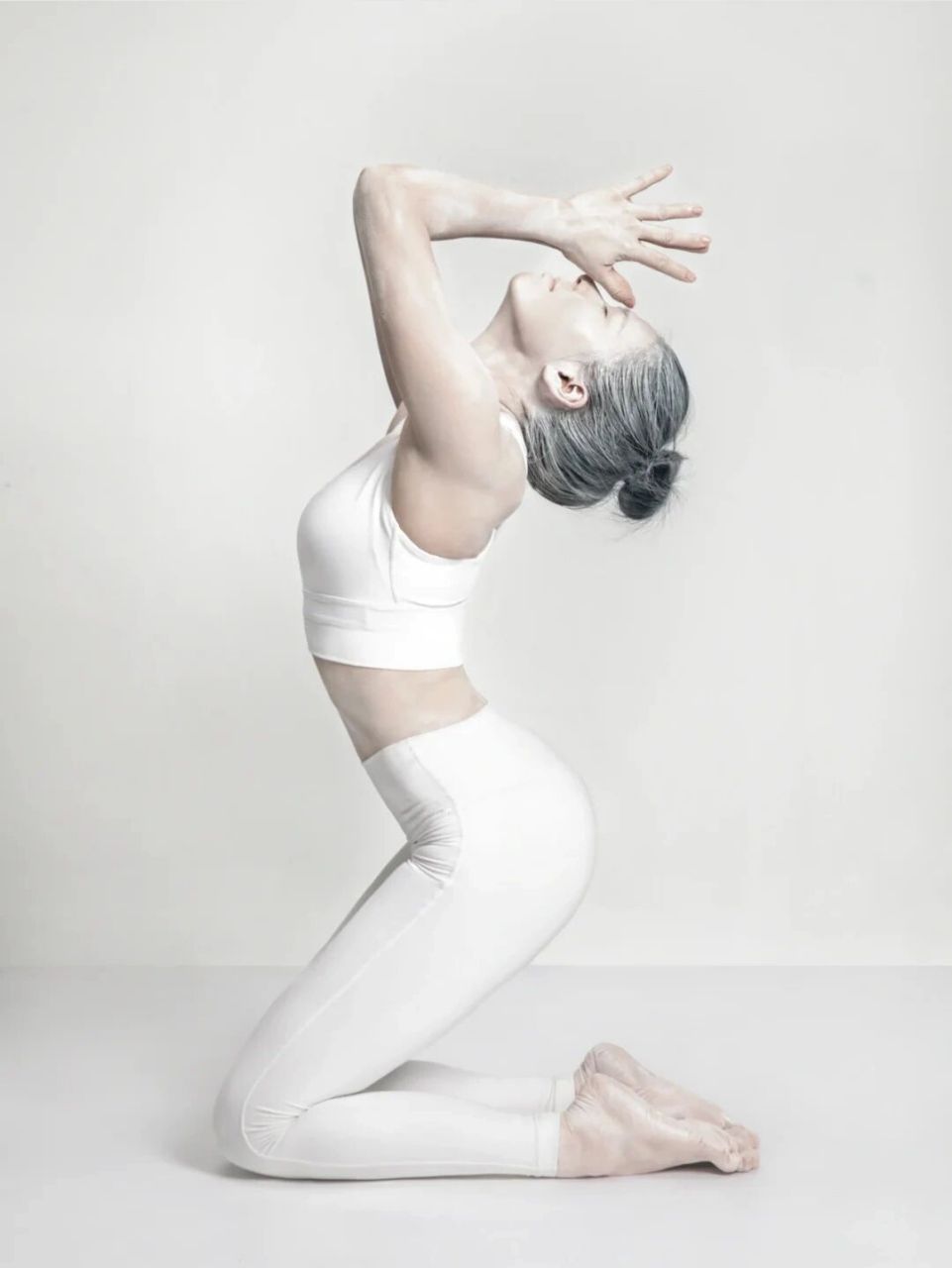 瑜伽朋友圈文案|高级小众|值得收藏0269 05运动,就是和自己较量