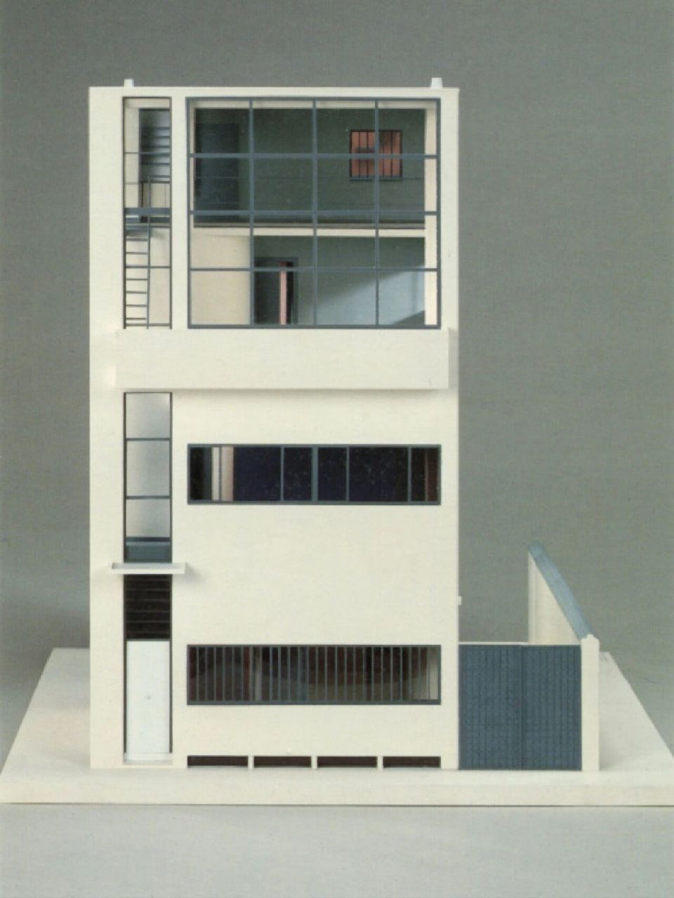 柯布西耶 项目:maison guiette(吉耶特住宅) 时间:1927 地点:antwerp