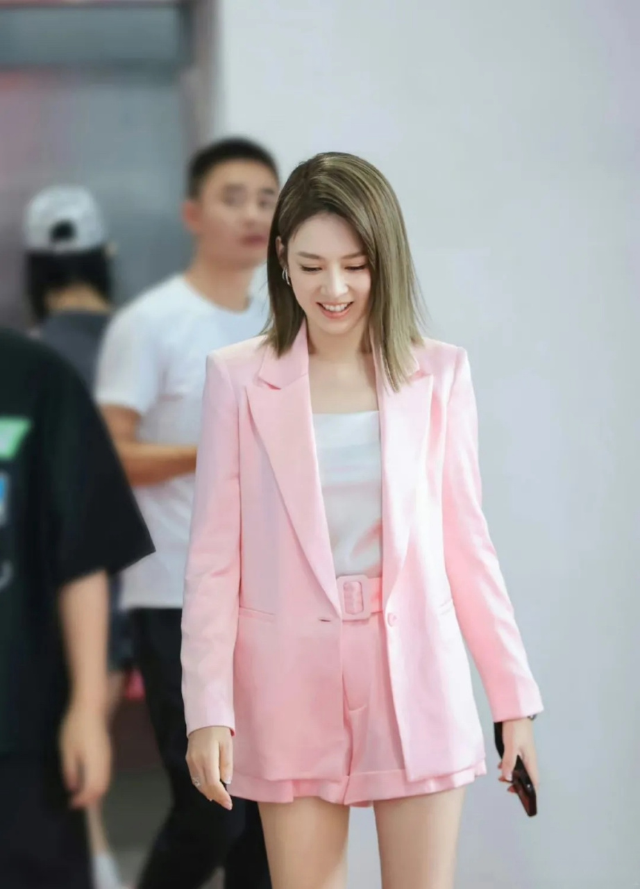 melody要去《再见爱人3》了,她还挺适合这个节目的