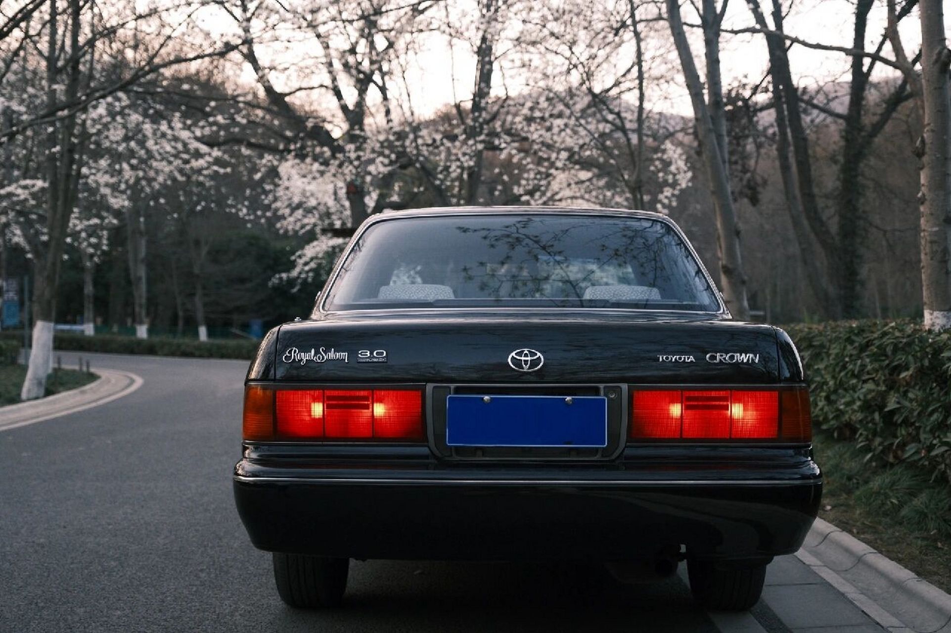 丰田皇冠133|跨越30年的相遇01 开着我的toyota,追着日落