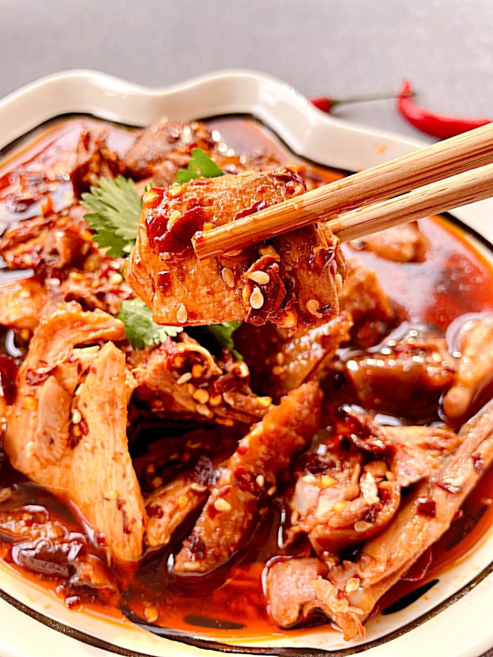 丰都麻辣鸡vs古蔺麻辣鸡 99丰都麻辣鸡是重庆丰都的特产,非物质文化