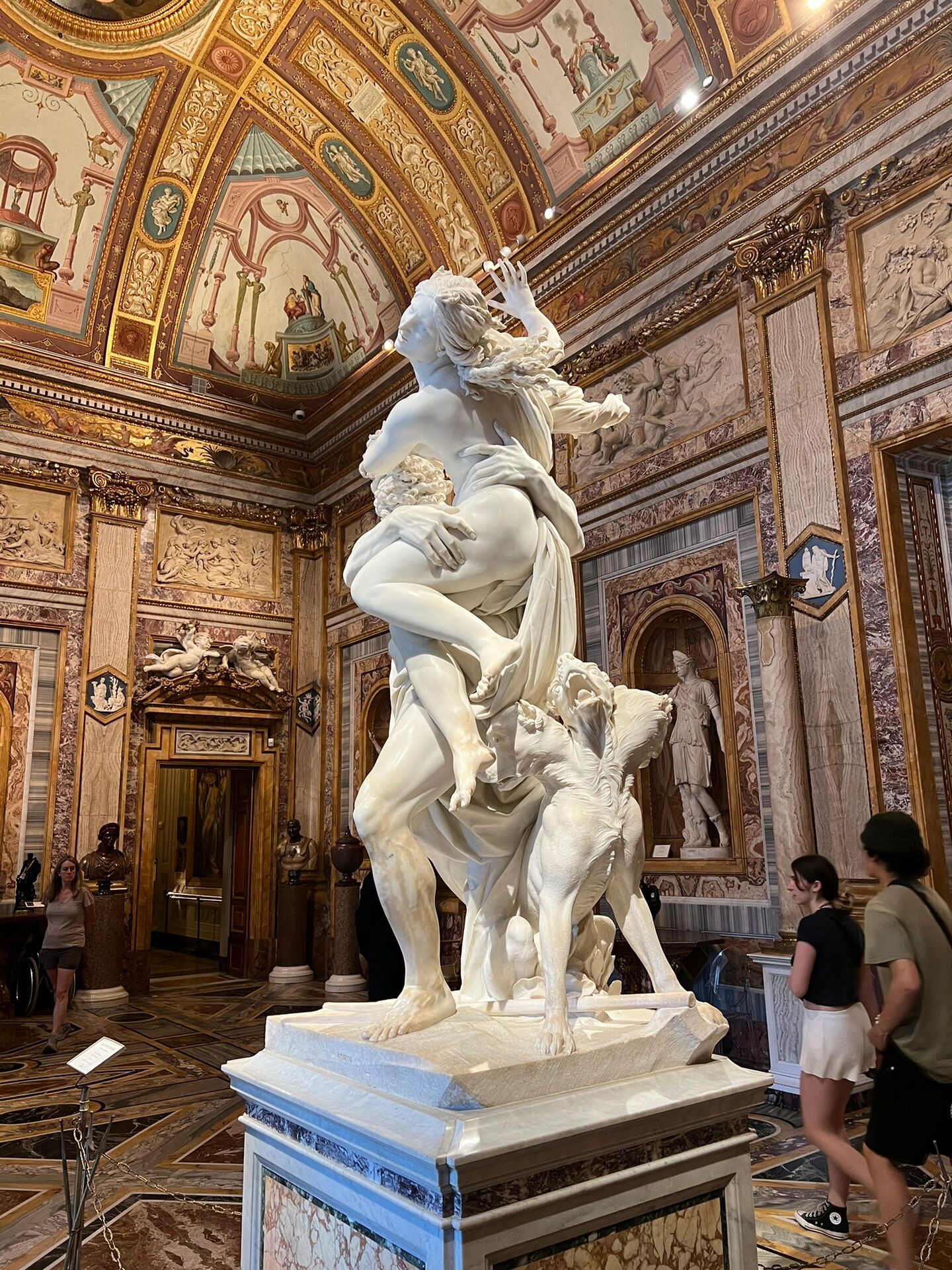 永远无法忘怀,劫夺珀耳塞福涅 贝尼尼最著名的作品之一,在罗马的博尔