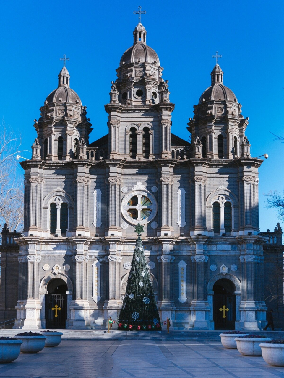 北京︱东堂①王府井最隽永大气的一道风景 北京东堂是一座天主教教堂