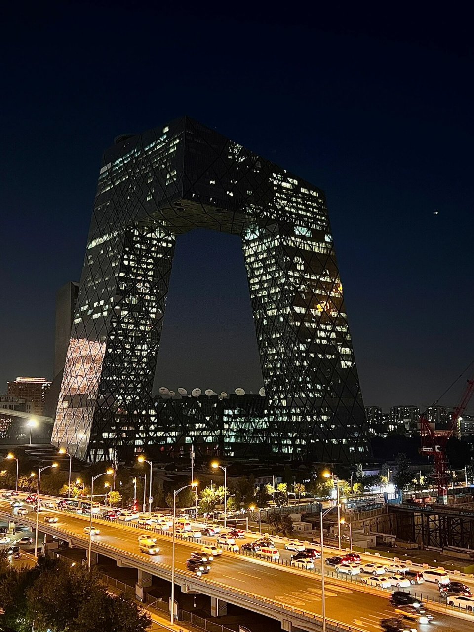 来北京怎么能不来打卡地标建筑"大裤衩"呢!