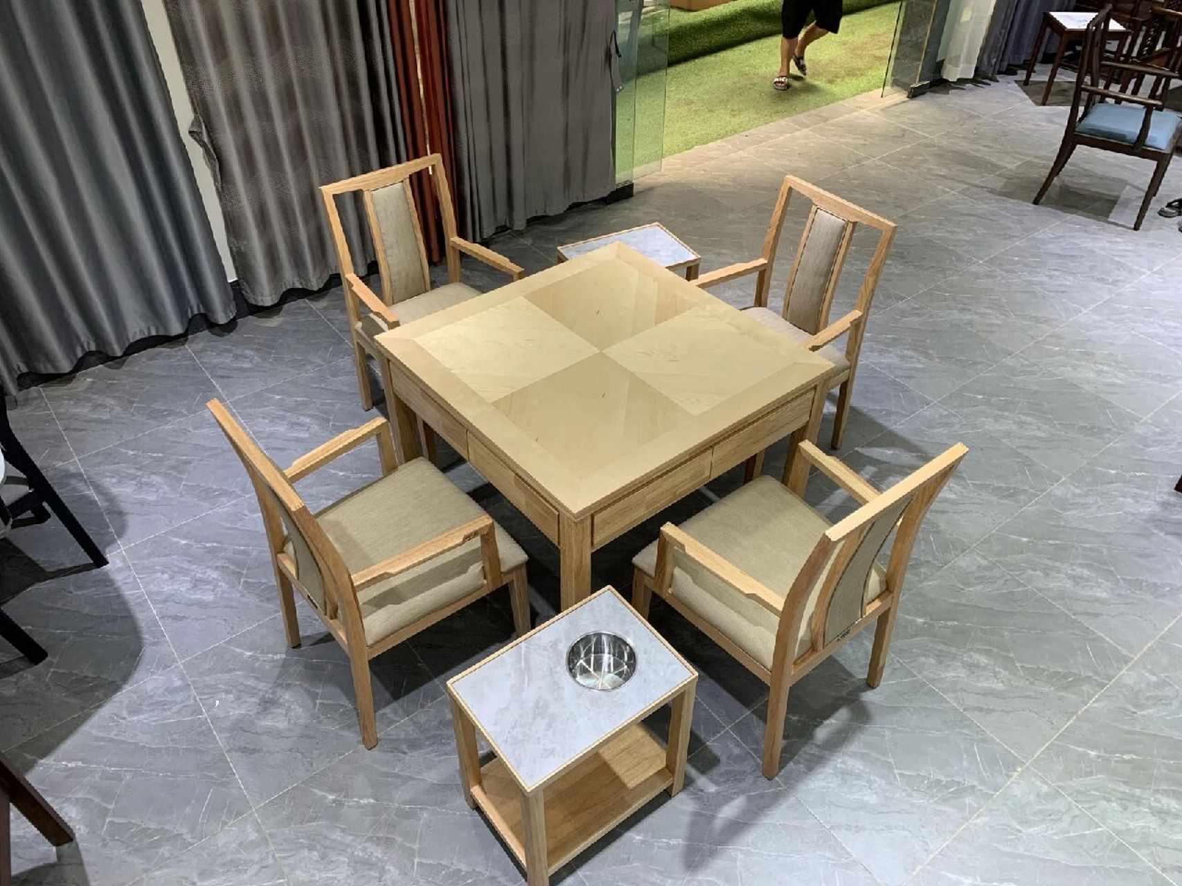 简而不凡浅色系多功能麻将桌 多功能麻将桌 揭开桌面秒变餐桌 深色