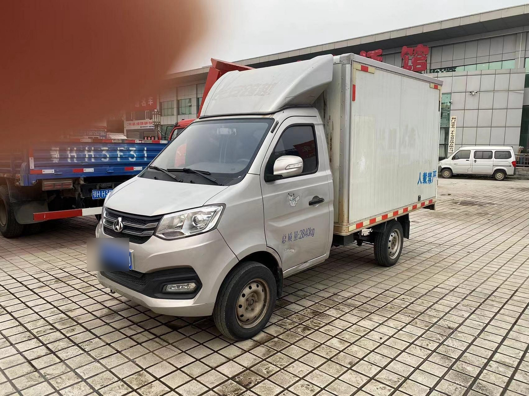 2021年3月长安汽油厢式小货车,2.5米车厢,方向助力,空调,6万公里