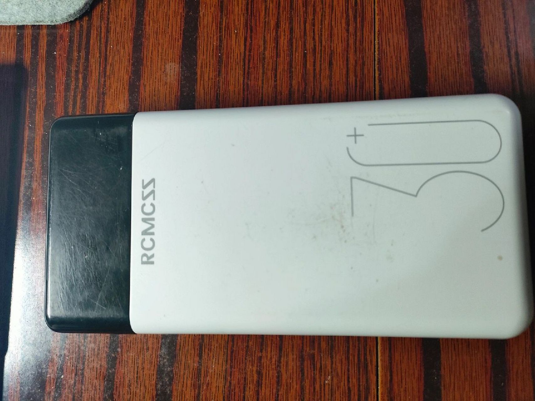 30000毫安的充电宝可以带上火车吗,z274.