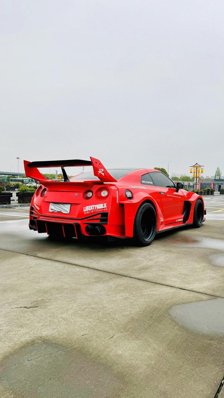 今日收获13年日产gtr东瀛战神,浙江本地私家车,红头机,重金爆改十几万